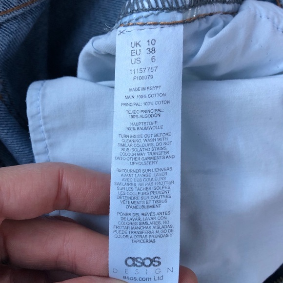 ASOS Denim Comfort Mom Shorts Midwash Blue Rolled Hem 100% Cotton Size 6 - Picture 4 of 8